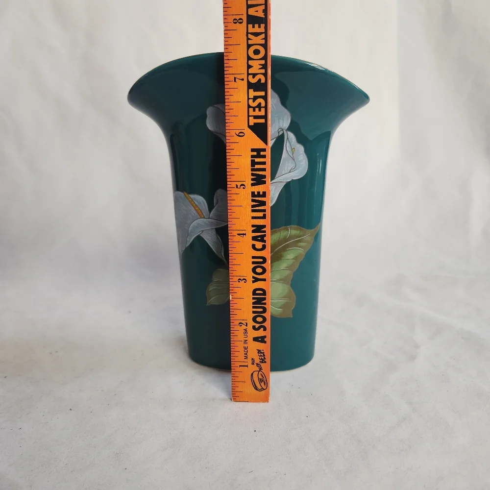 Vintage Asian White Calla Lily Flower Teal Green Vase